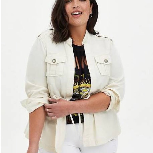 TORRID CREAM TWILL PEPLUM ANORAK JKT NWT SZ 1X - Picture 1 of 5